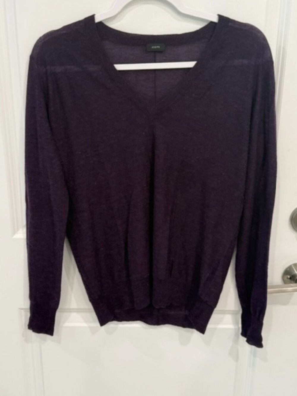 Joseph Men's Cashmere V-Neck Sweater